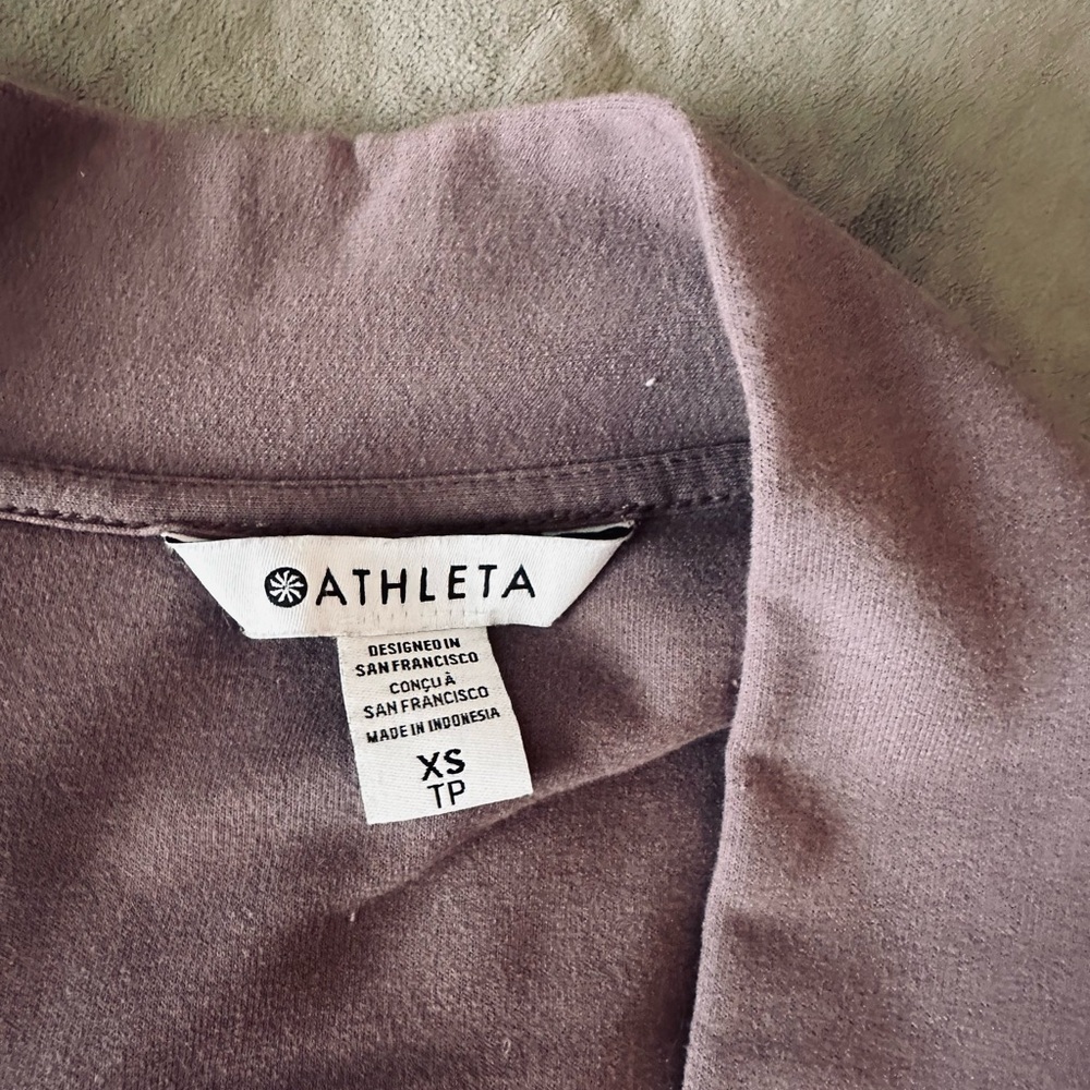 Athleta Purple Wrap Top - Picture 4 of 4